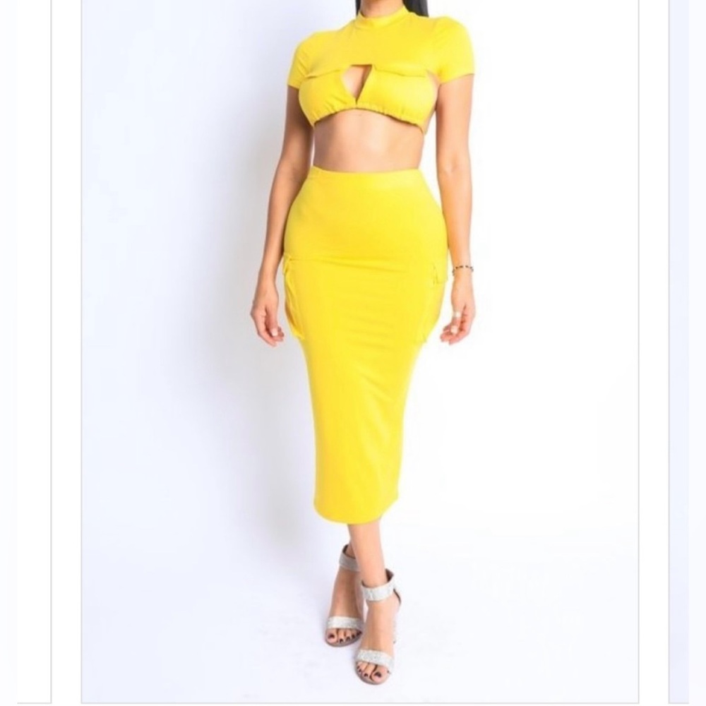 Two Piece Yellow Midi Skirt Open Back String Detailed Crop Top Set
